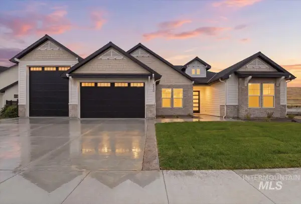 5430 W Haughburn Dr, Eagle, ID 83616