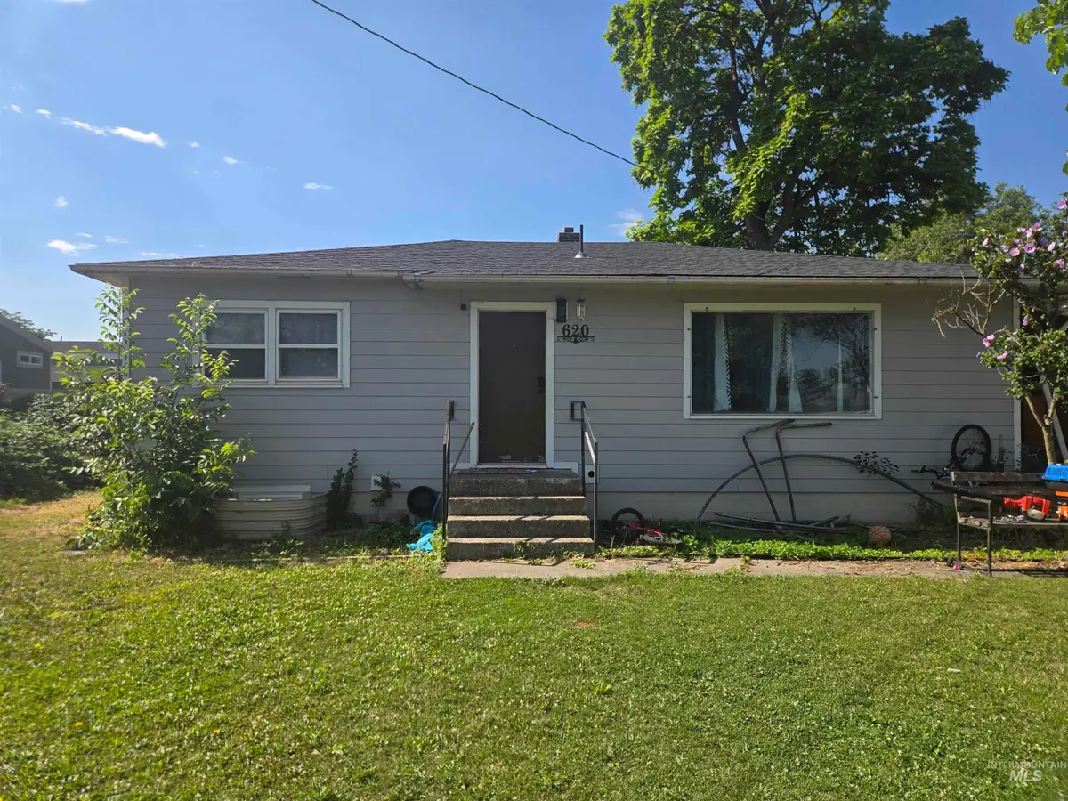 620 Burrell Ave., Lewiston, ID 83501 - #1