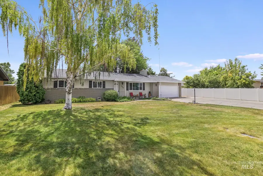 679 Crestview Dr, Twin Falls, ID 83301 - #2