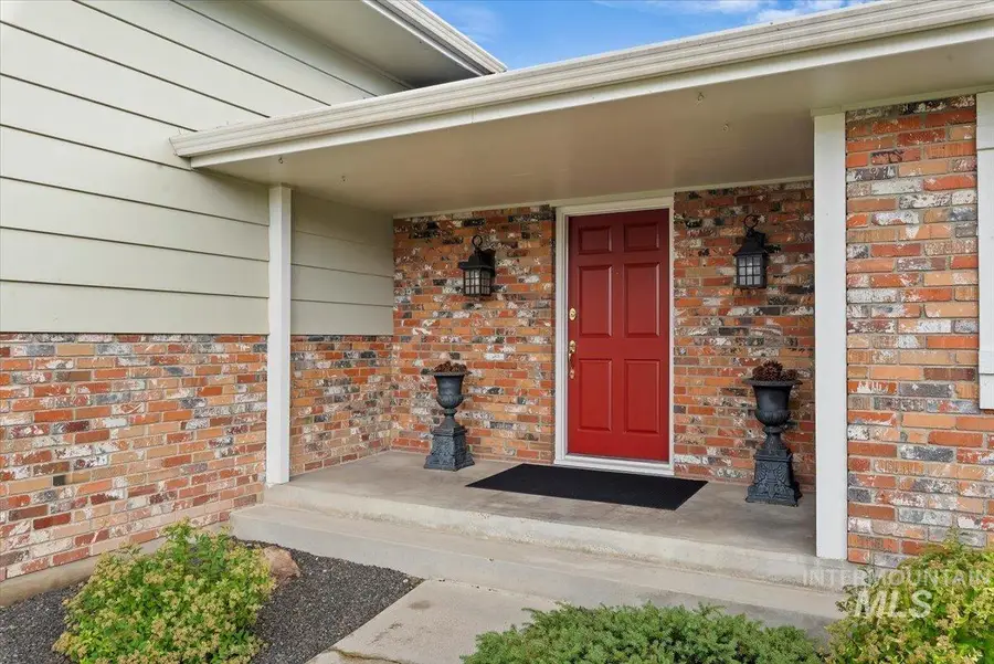 818 Winther Blvd, Nampa, ID 83651 - #3