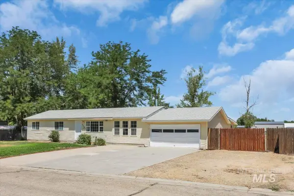 11140 W Gila Dr, Kuna, ID 83634