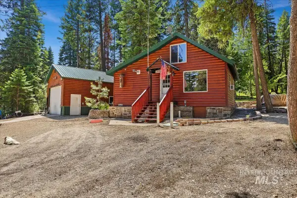 531 Brenda Dr, Cascade, ID 83611