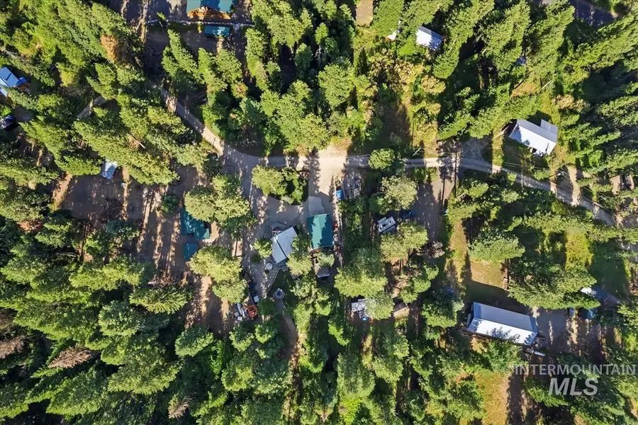 531 Brenda Dr, Cascade, ID 83611 - #3