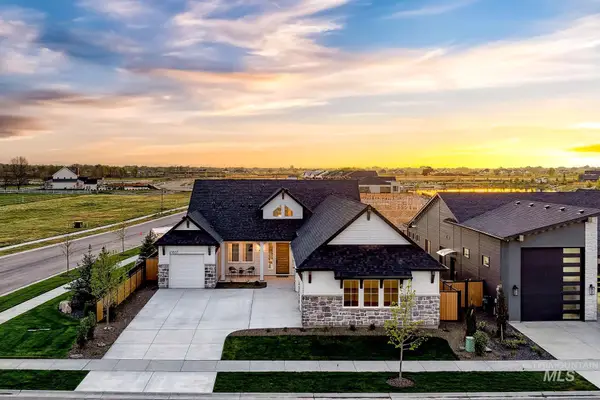 21637 Appaloosa Ave, Star, ID 83669