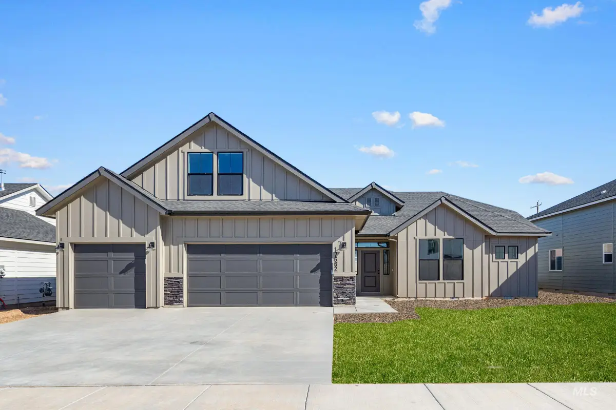 4358 E Woodmurra St, Meridian, ID 83642 - #1