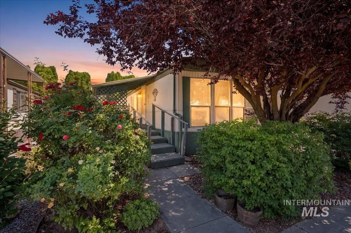 2712 N Argentina Ln, Boise, ID 83704 - #1
