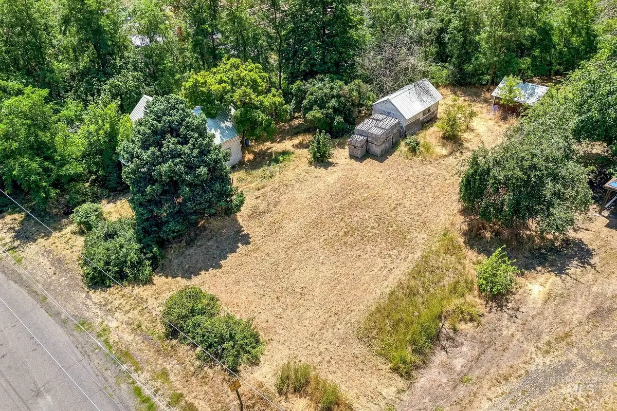 101 2nd St, Juliaetta, ID 83535 - #1
