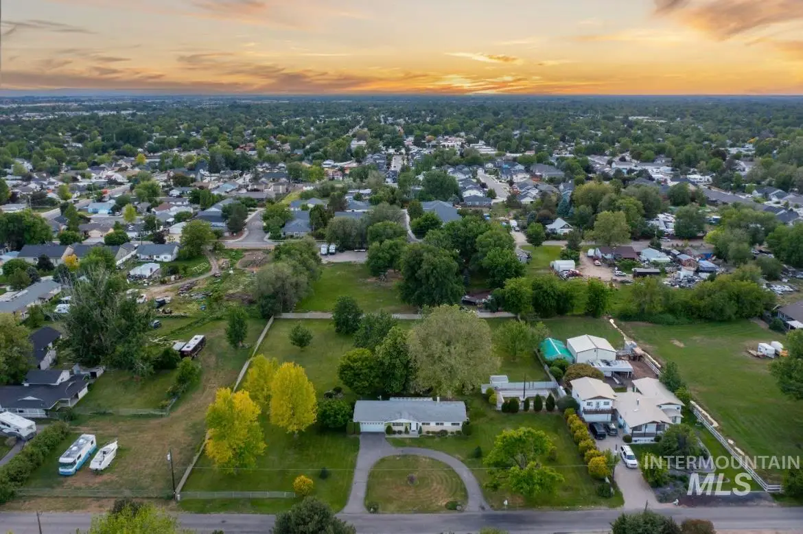 2661 N Dalton Lane, Boise, ID 83704 - #1