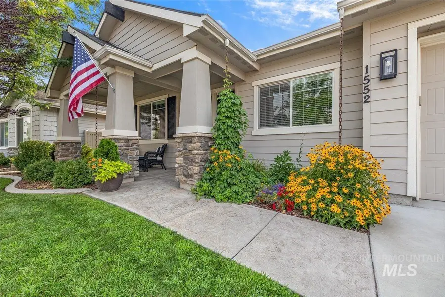 1552 Saddle Mountain Ave, Middleton, ID 83644 - #3