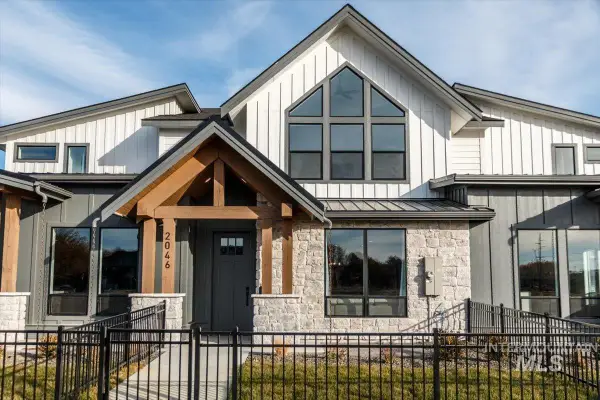 2087 W Freya Ct, Eagle, ID 83616