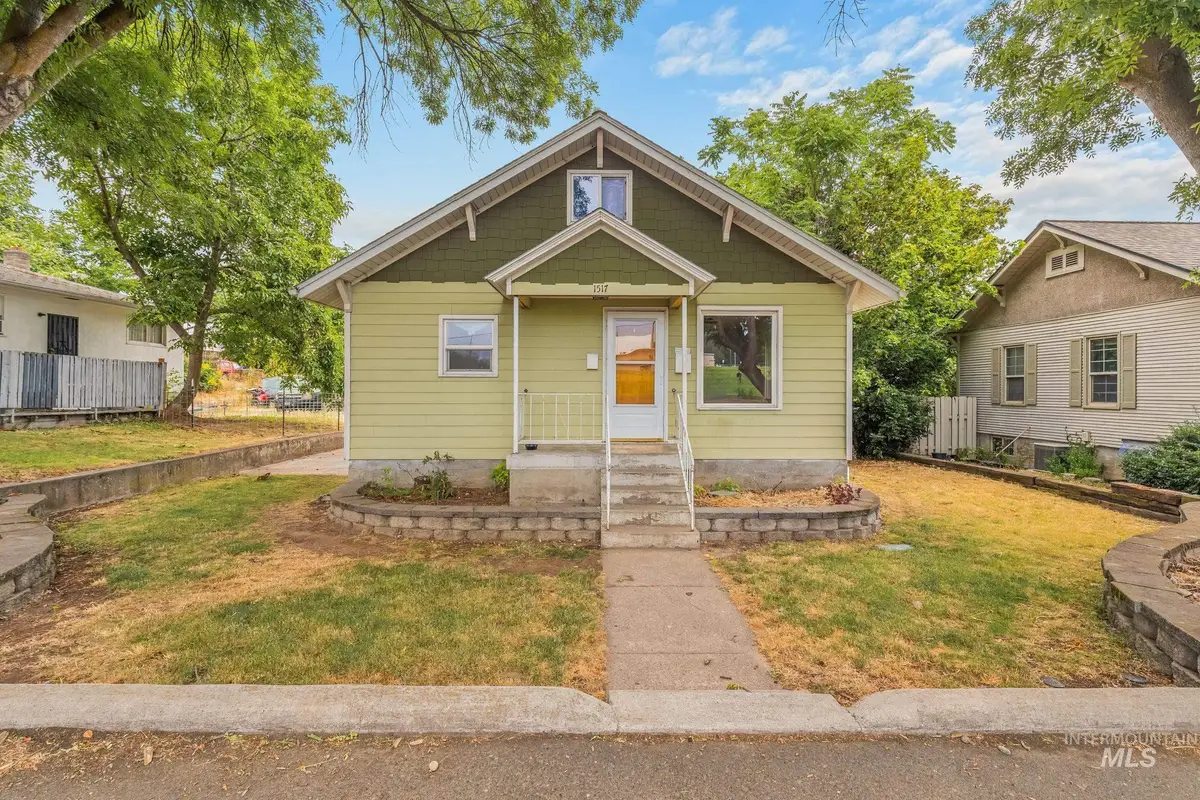 1517 11th Avenue, Lewiston, ID 83501 - #1