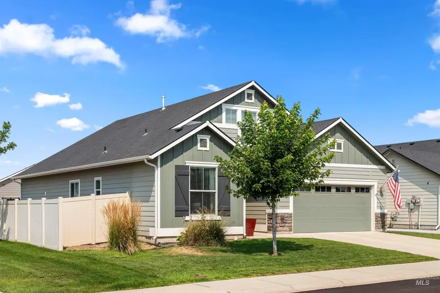 2265 N Penny Lake Ave, Star, ID 83669 - #2
