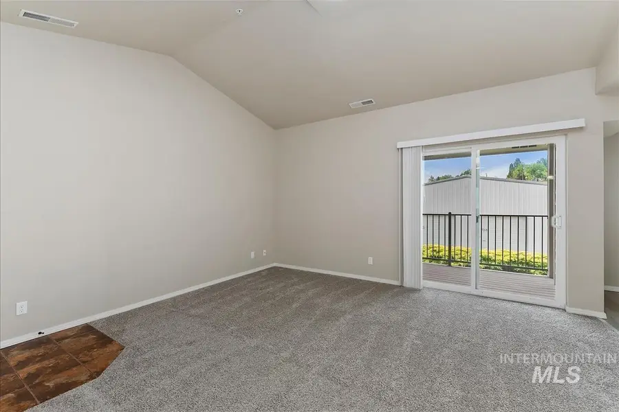 1527 W Alexandra Ln, Boise, ID 83705 - #3
