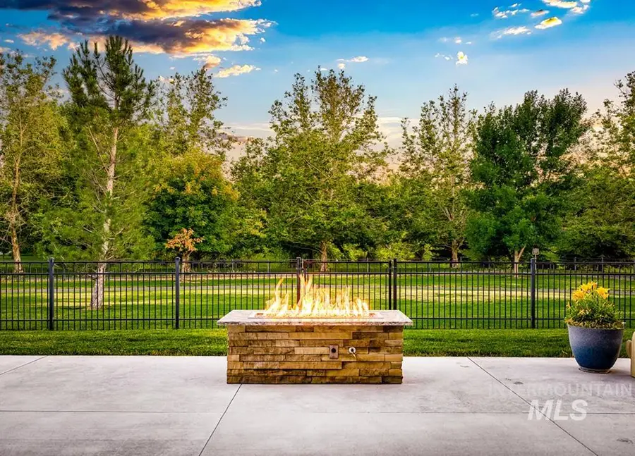1575 E Lone Shore Ln, Eagle, ID 83616 - #2