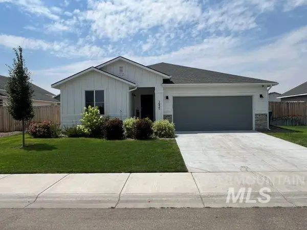 1935 SW Cooper Ave, Mountain Home, ID 83647