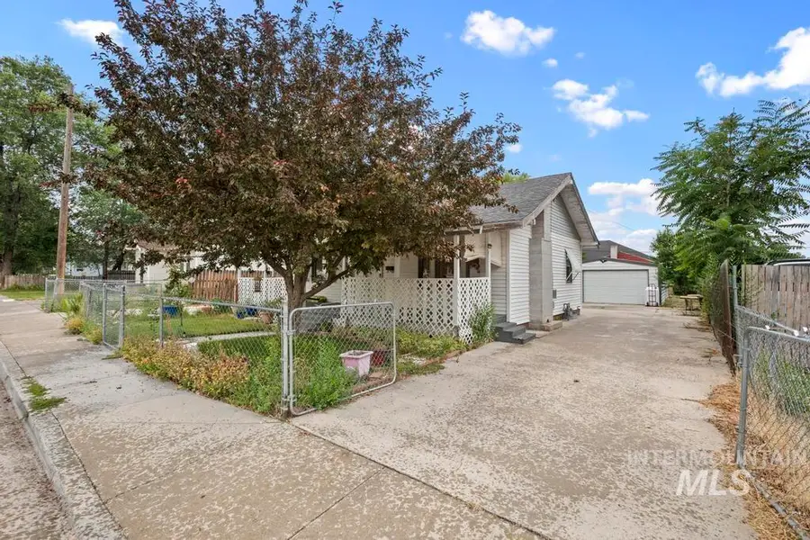 1107 Rosenlof Ave, Nampa, ID 83687 - #2