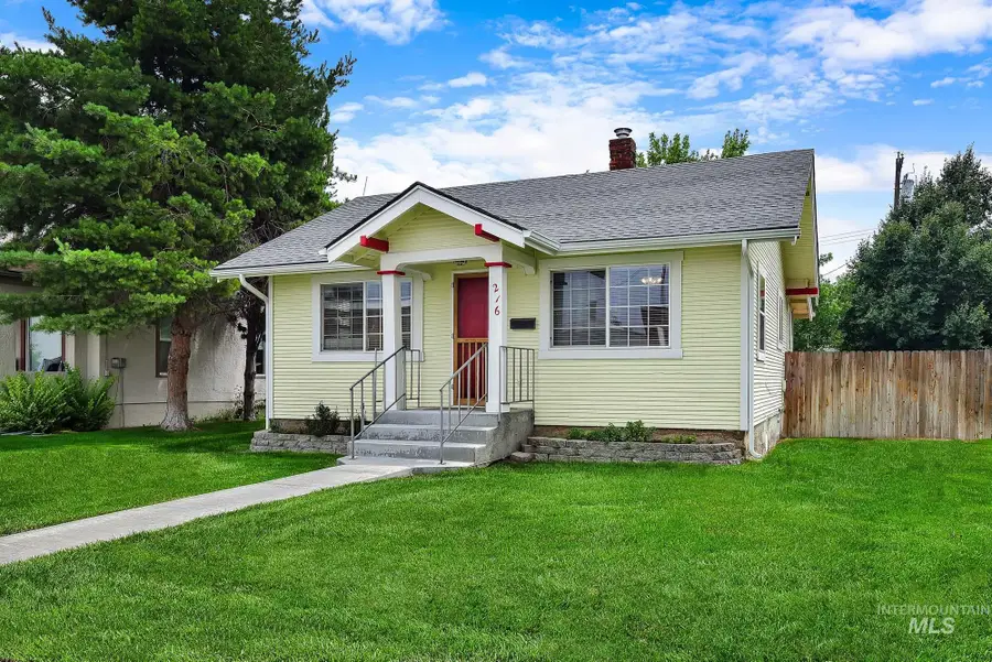 216 14th Ave S, Nampa, ID 83651 - #2