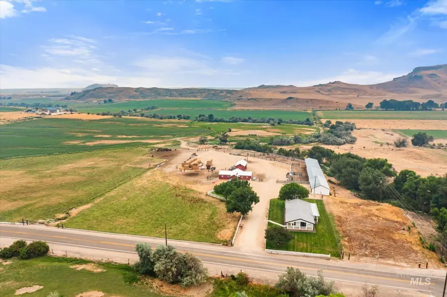 2283 Canyon Rd S, Melba, ID 83641 - #3