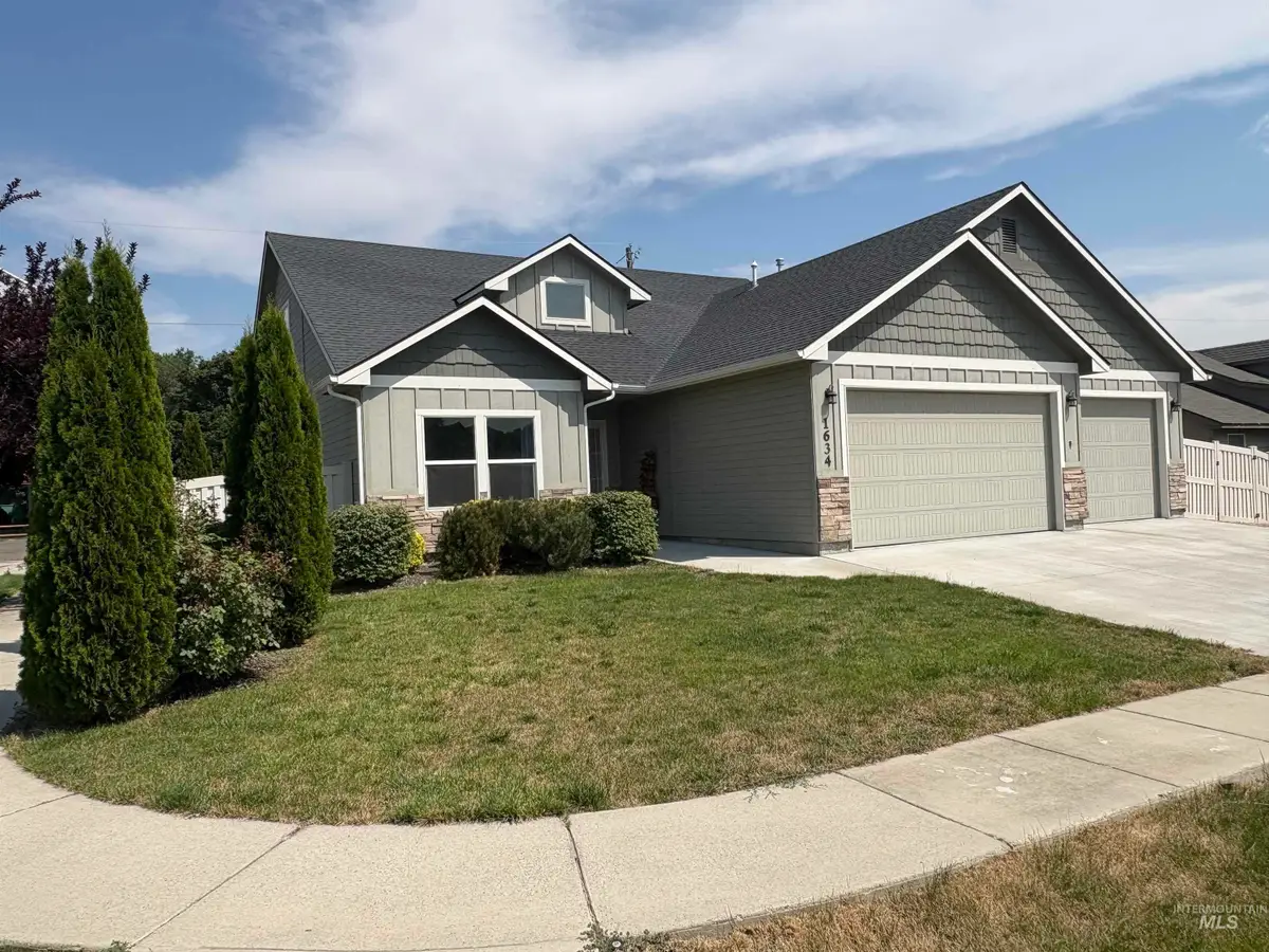 1634 Oak Ave, Fruitland, ID 83619 - #1