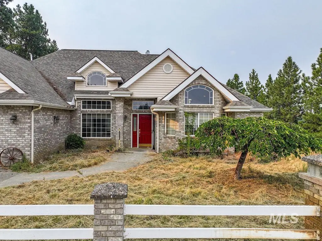 1803 Highway 99, Troy, ID 83871 - #1