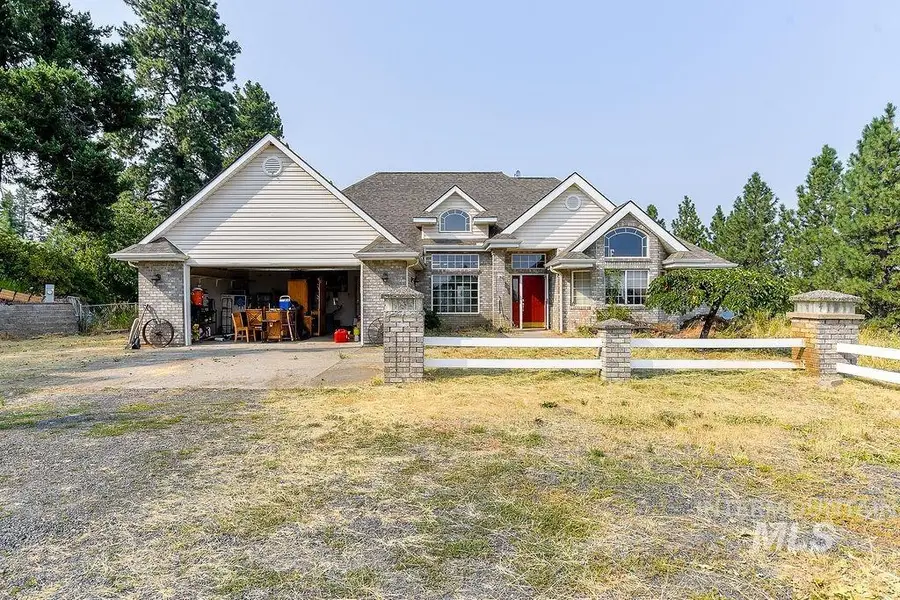 1803 Highway 99, Troy, ID 83871 - #2
