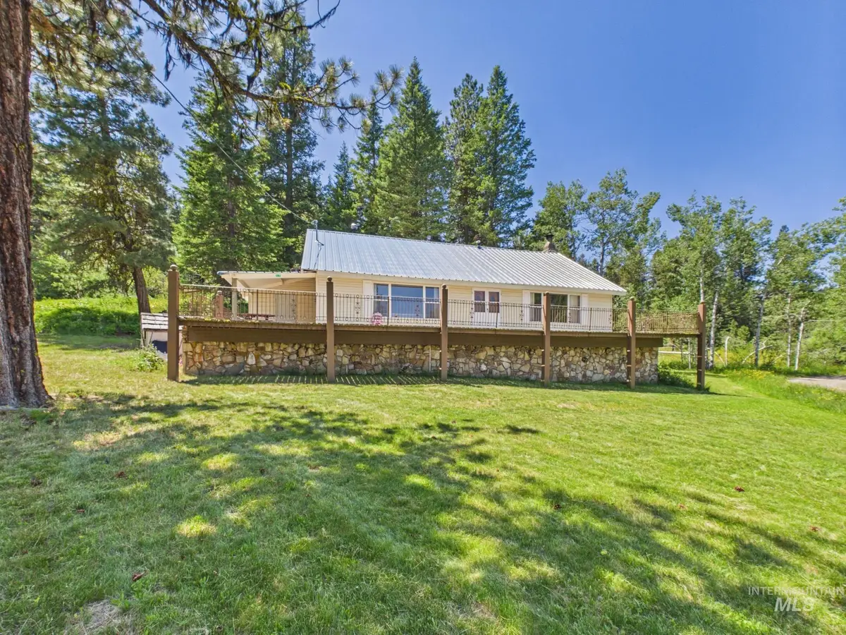 17 Lem Ct, High Valley, ID 83611 - #1