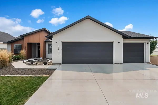 7613 E Flyway St, Nampa, ID 83687