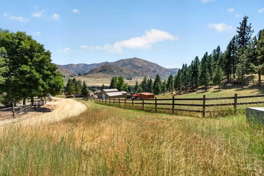 37 Mores Creek Cir, Boise, ID 83716 - #2