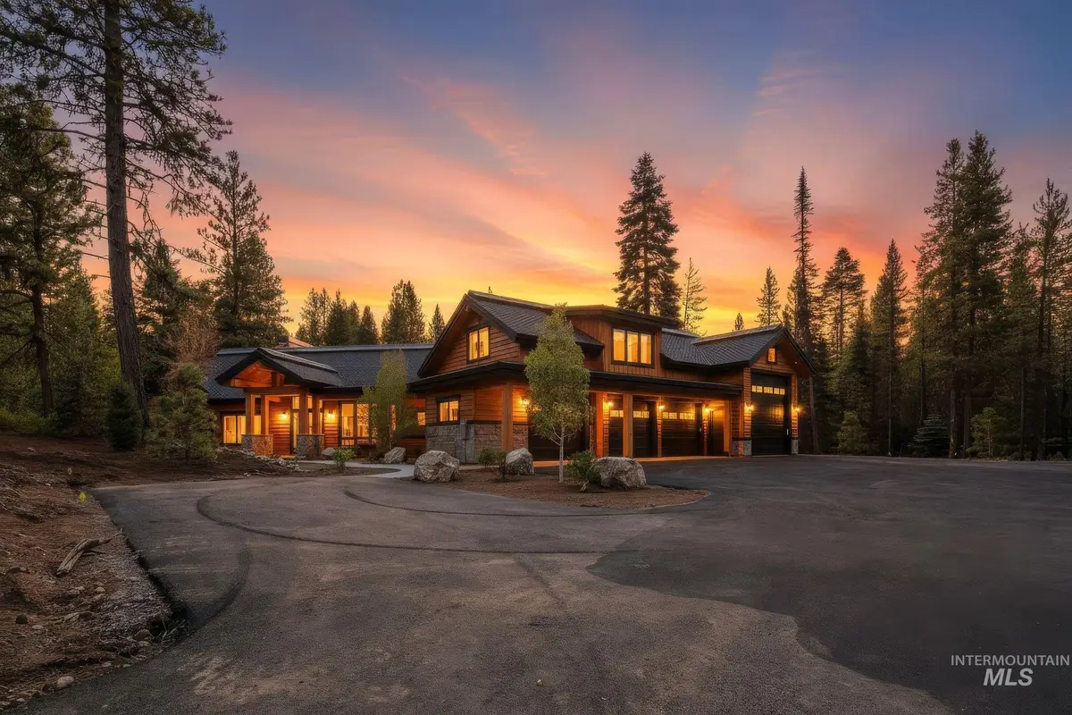 325 Sunshine Dr, McCall, ID 83638 - #1