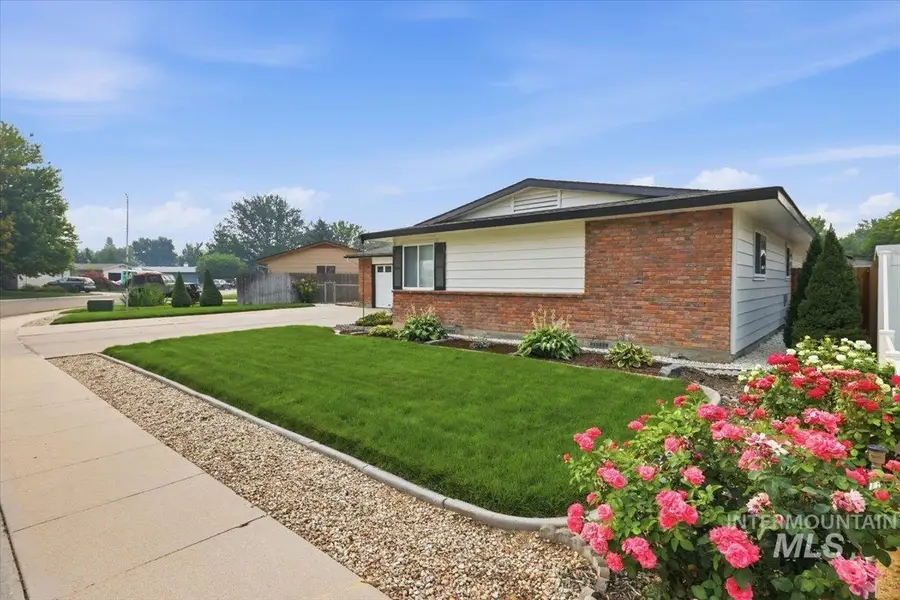 9663 W Gurdon Dr, Boise, ID 83704 - #3