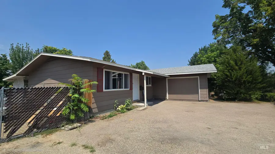45 S Westwood St, Nampa, ID 83651 - #3
