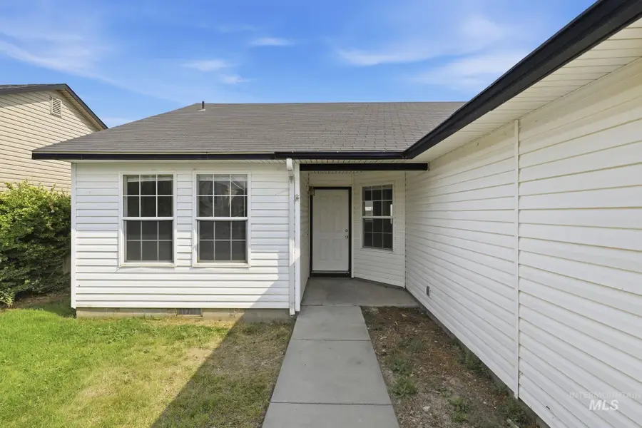 3123 Village Green St, Caldwell, ID 83605 - #3