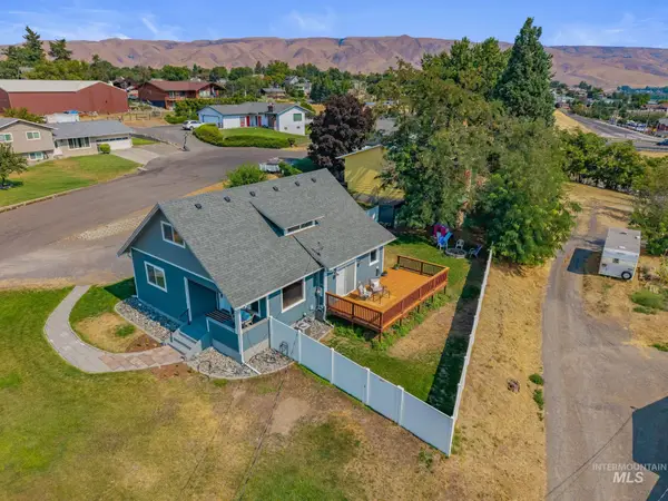 610 18th Ave, Clarkston, WA 99403