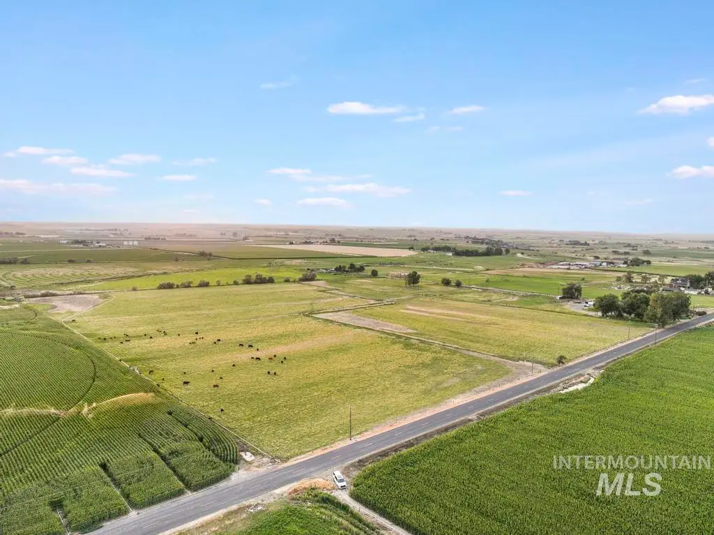 4045 N 1200, Buhl, ID 83316 - #1