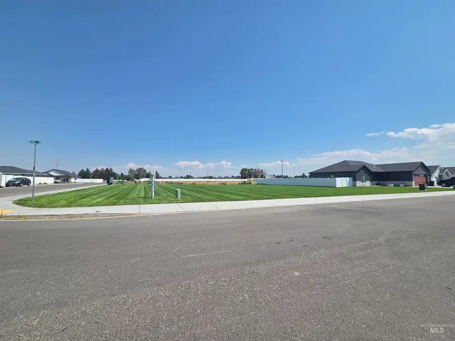1019 Bull Run Ave, Rupert, ID 83350 - #3