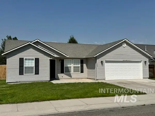 1464 Valencia St, Twin Falls, ID 83301