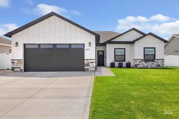 817 23rd Ave E, Jerome, ID 83338