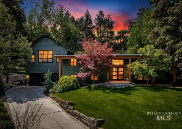 2921 N Arran Ct., Boise, ID 83702