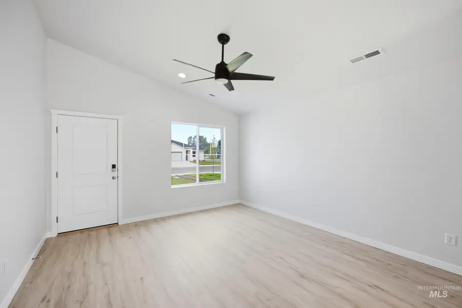 4400 Dayton St, Caldwell, ID 83605 - #2