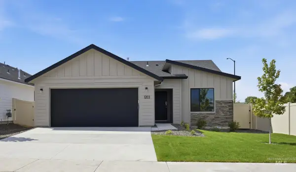 14113 Shiny Spruce St, Caldwell, ID 83607