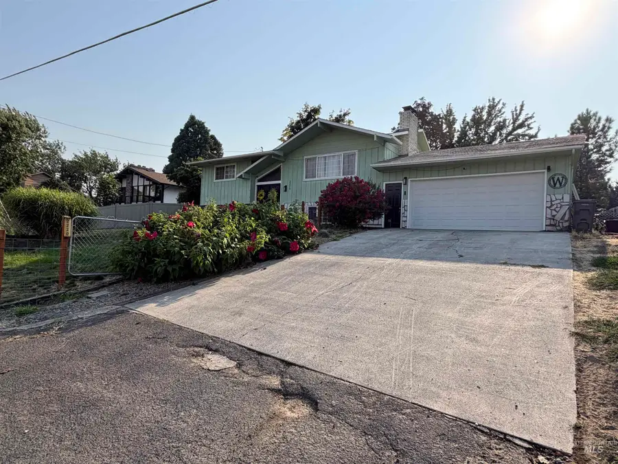 2220 Schaefer Dr., Clarkston, WA 99403 - #2