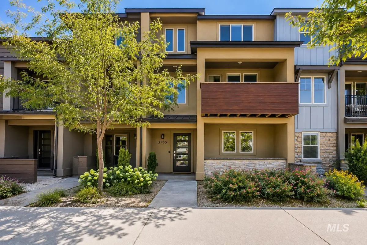 3755 E Parkcenter, Boise, ID 83716 - #1