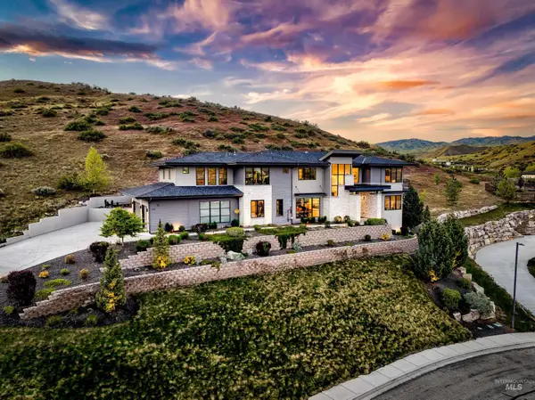 510 W Paso Fino Drive, Boise, ID 83702