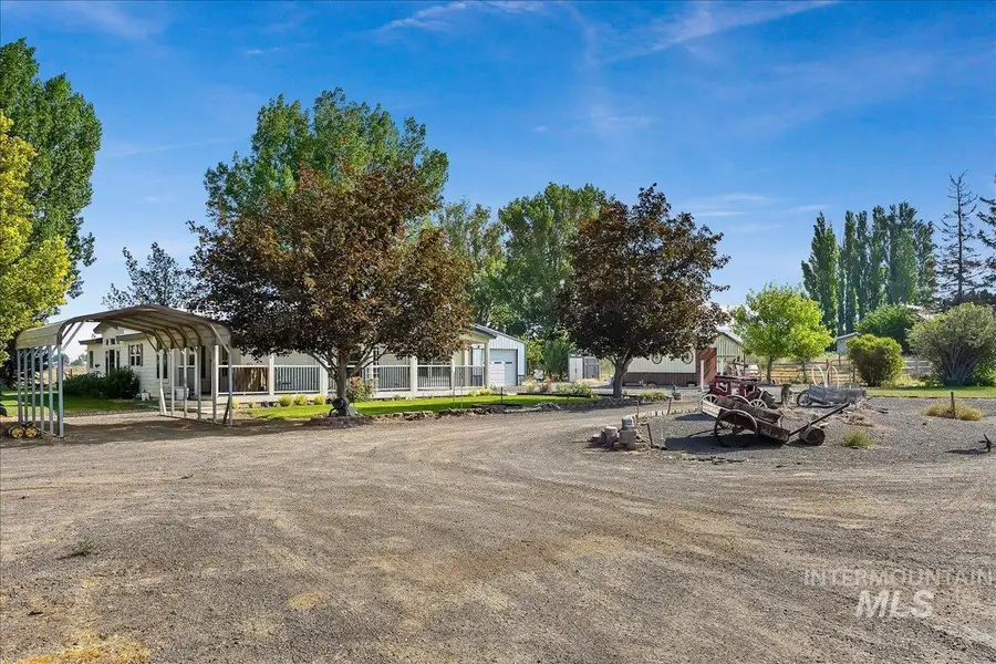 2048 E 3050 S, Wendell, ID 83355 - #3