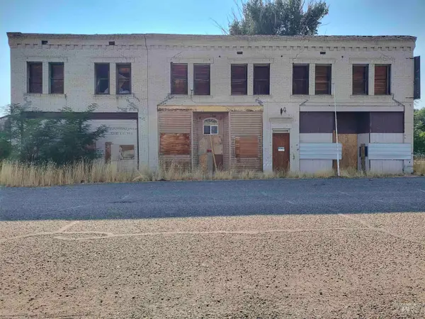 4145 N Meridian St, King Hill, ID 83633