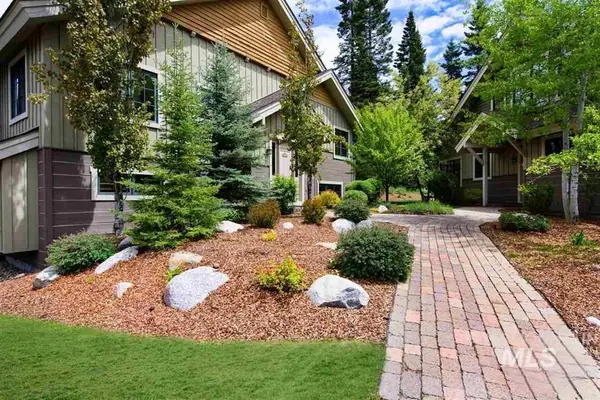 1329 Hearthstone Court #5A, McCall, ID 83638