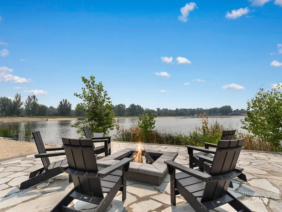 10421 W Otter Rock Dr, Star, ID 83669 - #2