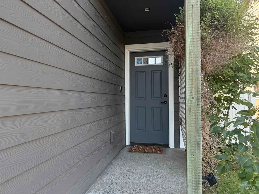 1014 Alturas, Moscow, ID 83843 - #3