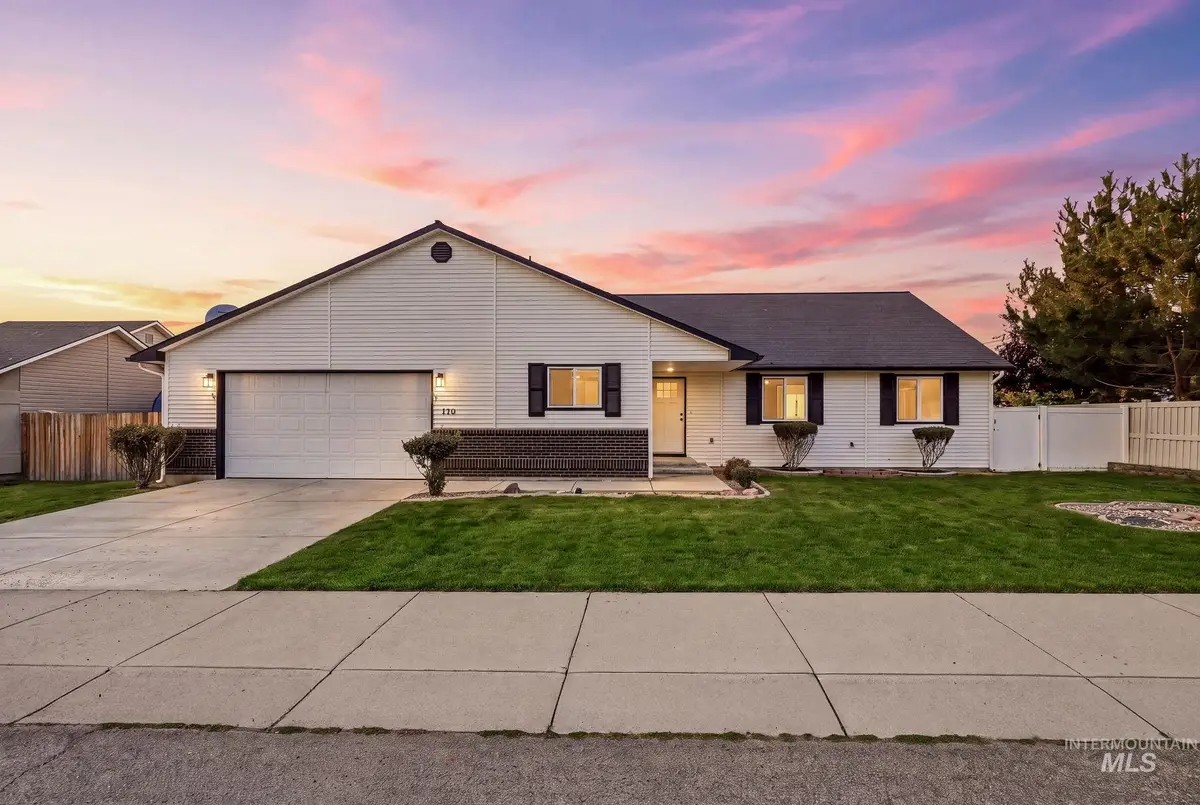 770 E Red Bud St, Kuna, ID 83634 - #1