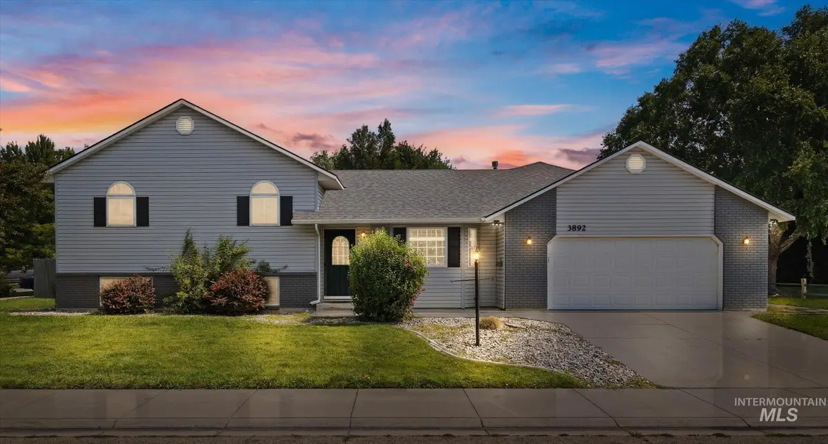 3892 E Eisenhower Dr, Meridian, ID 83642 - #1